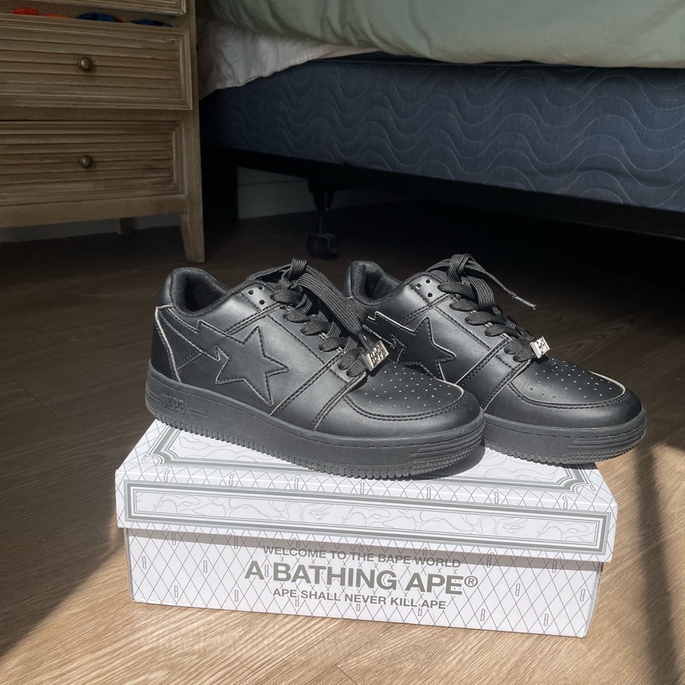 AUTHENTIC LOW BATHING APE STA BLACK LEATHER SHOES
